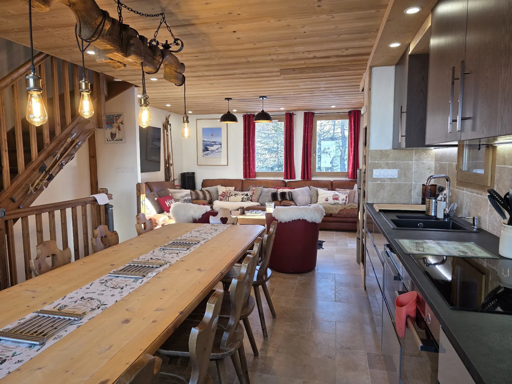 Huge table seating 12 comfortably