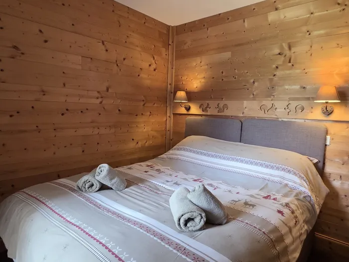 King size bed