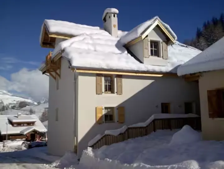 The chalet entrance