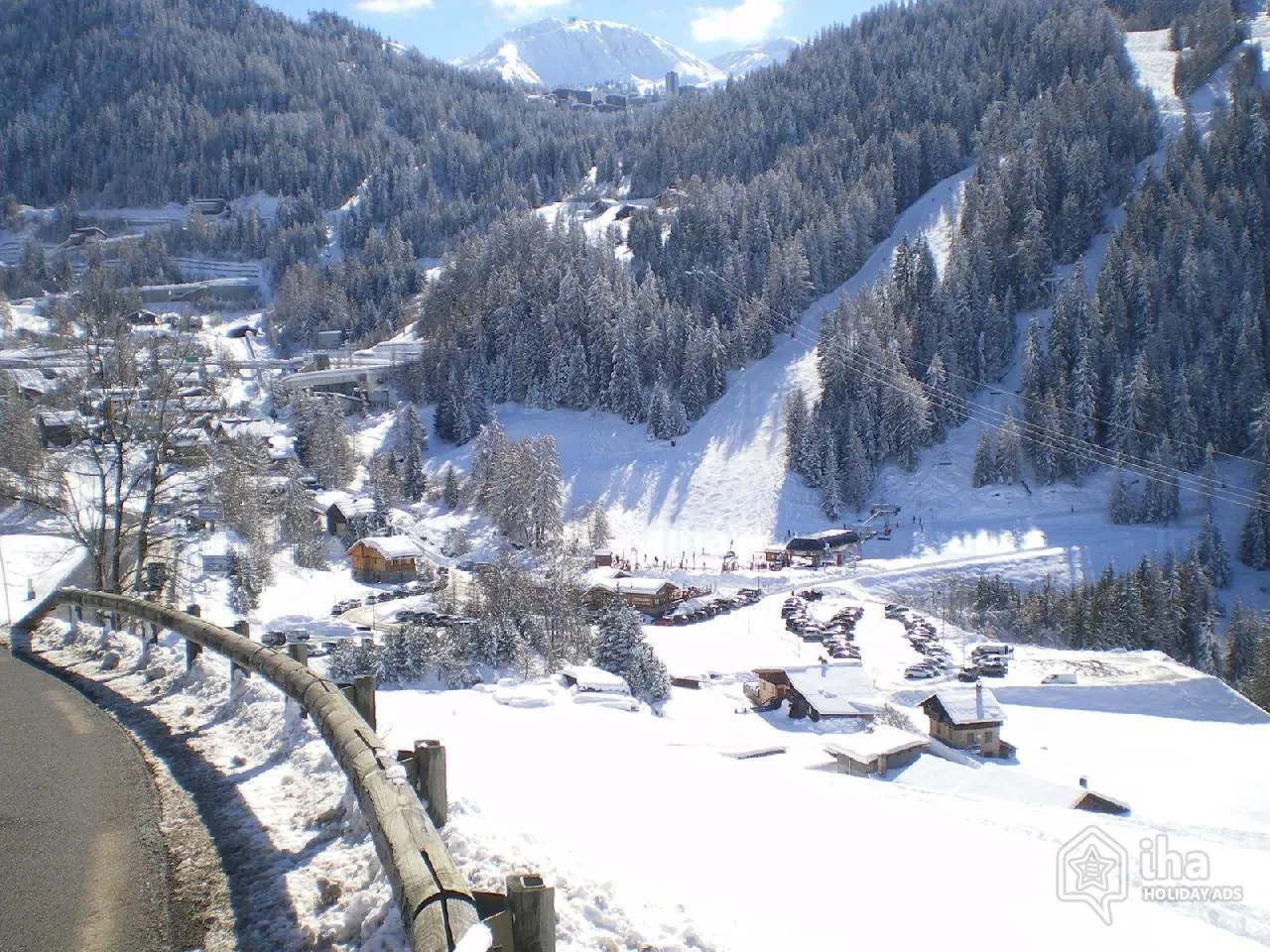 LA ROCHE VILLAGE